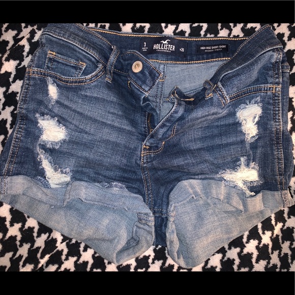 High Rise Shorts - Picture 1 of 1